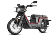 Kinetic E-Luna Front Side Profile